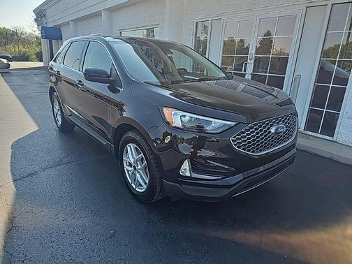 Agate Black Metallic 2023 Ford Edge SEL