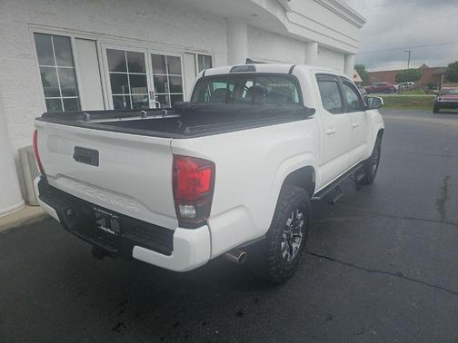 Super White 2018 Toyota Tacoma SR