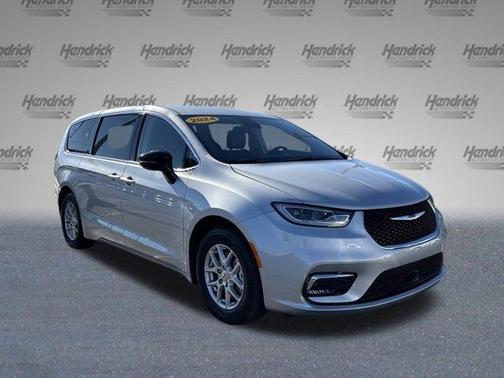 2024 Chrysler Pacifica Touring-L