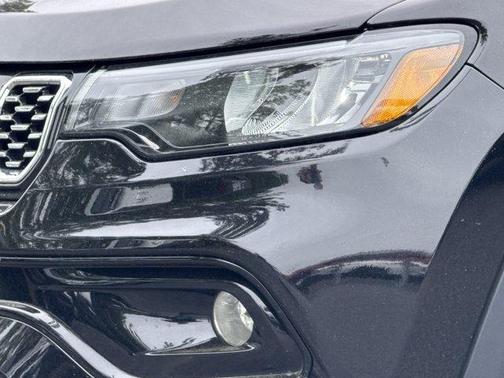 Diamond Black 2025 Jeep Compass Limited