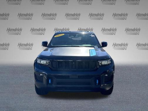 2023 Jeep Grand Cherokee 4xe Trailhawk