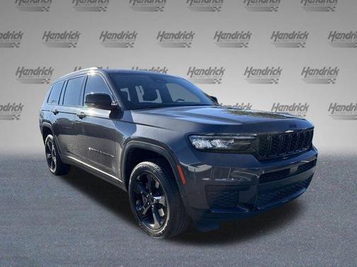 2023 Jeep Grand Cherokee L Laredo
