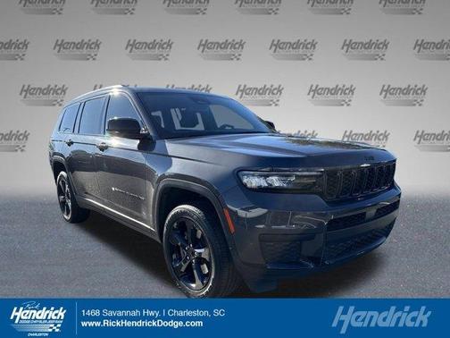 2023 Jeep Grand Cherokee L Laredo