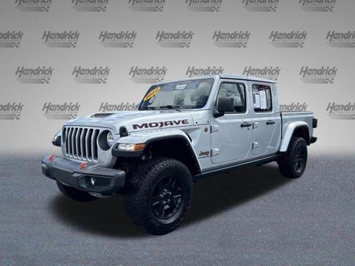 Silver Zynith Clearcoat 2022 Jeep Gladiator Mojave