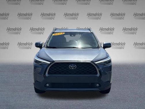 CELESTITE 2022 Toyota Corolla Cross XLE