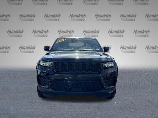 2024 Jeep Grand Cherokee Laredo