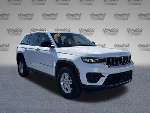 2023 Jeep Grand Cherokee Laredo