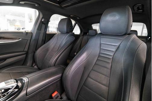 Lunar Blue Metallic 2018 Mercedes-Benz E-Class E 300