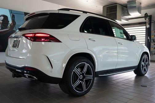 2025 Mercedes-Benz GLE 450e 4MATIC