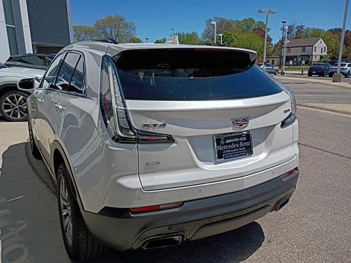 Crystal White Tri-Coat 2020 Cadillac XT4 Sport
