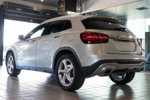 Iridium Silver Metallic 2019 Mercedes-Benz GLA 250 Base 4MATIC