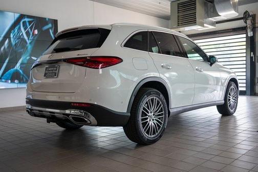 2025 Mercedes-Benz GLC 300 4MATIC