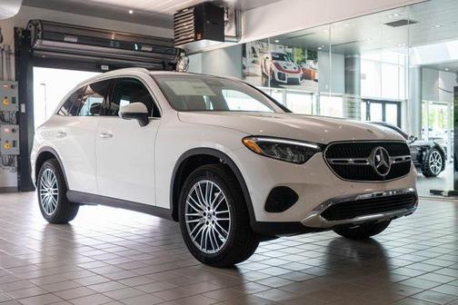 2025 Mercedes-Benz GLC 300 4MATIC