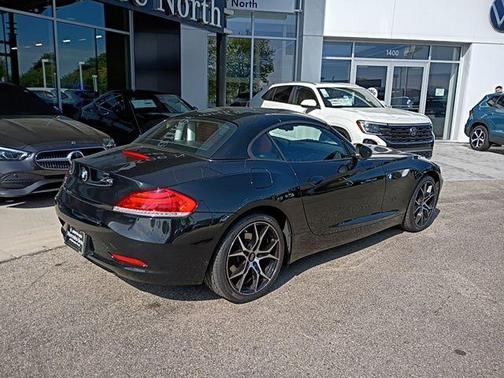 Black Sapphire Metallic 2009 BMW Z4 sDrive30i