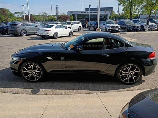 Black Sapphire Metallic 2009 BMW Z4 sDrive30i