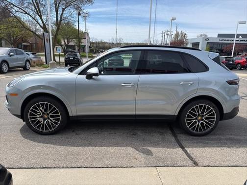 2021 Porsche Cayenne Base