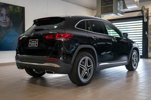 2021 Mercedes-Benz GLA 250 Base 4MATIC