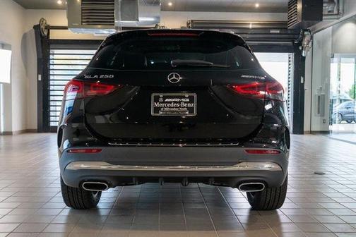 2021 Mercedes-Benz GLA 250 Base 4MATIC