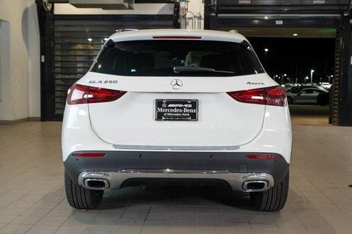 2026 Mercedes-Benz GLA 250 Base 4MATIC