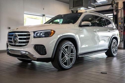 2025 Mercedes-Benz GLS 450 4MATIC