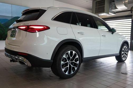 2025 Mercedes-Benz GLC 350e Base
