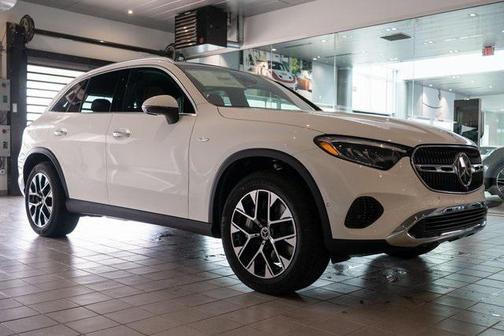 2025 Mercedes-Benz GLC 350e Base