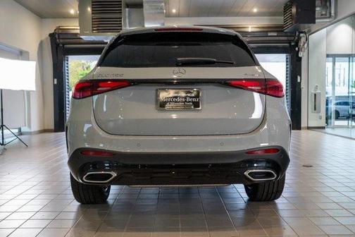 2025 Mercedes-Benz GLC 300 4MATIC