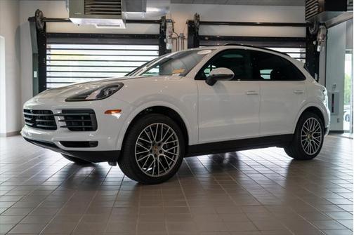 2023 Porsche Cayenne Platinum Edition