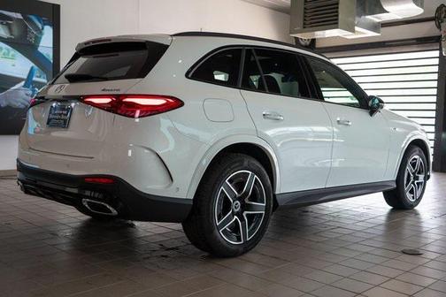 2025 Mercedes-Benz GLC 350e Base