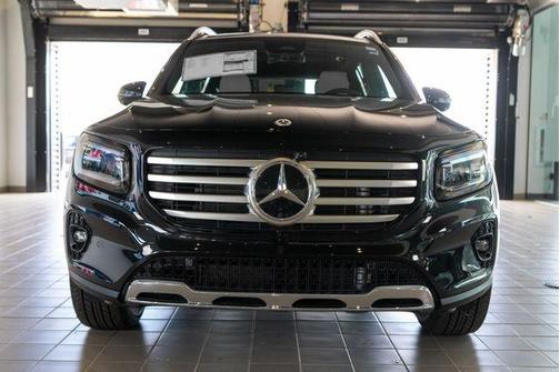 Midnight Black 2026 Mercedes-Benz GLB 250 Base 4MATIC