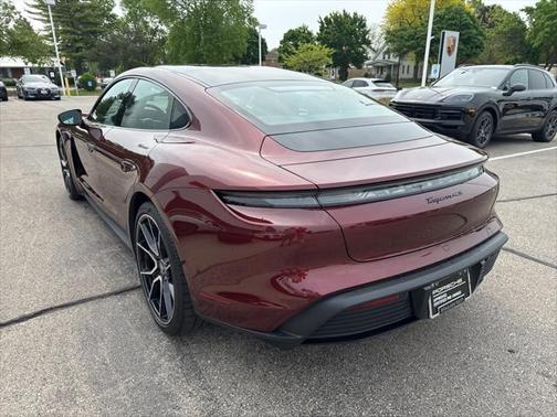 2022 Porsche Taycan 4S