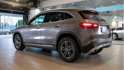 2025 Mercedes-Benz GLA 250 4MATIC