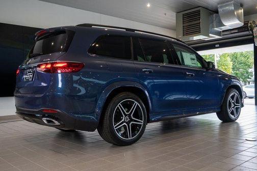 Twilight Blue Metallic 2026 Mercedes-Benz GLS 450 4MATIC