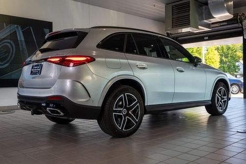 2026 Mercedes-Benz GLC 300 Base 4MATIC