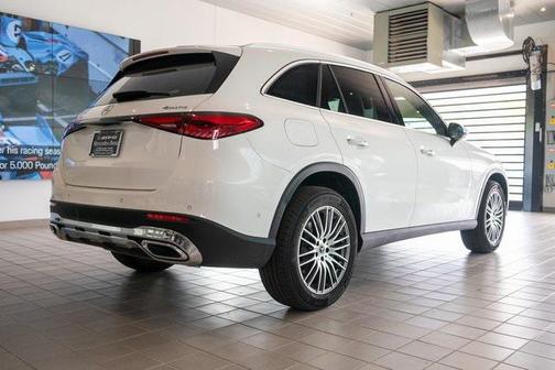 2025 Mercedes-Benz GLC 300 4MATIC