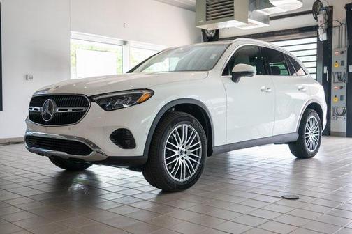 2025 Mercedes-Benz GLC 300 4MATIC