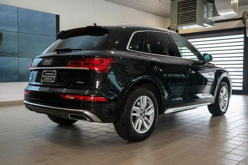 2022 Audi Q5 45 S line Premium