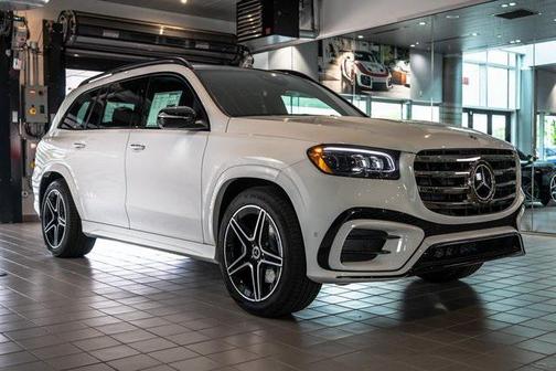 2025 Mercedes-Benz GLS 450 4MATIC