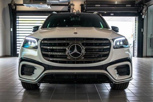 2025 Mercedes-Benz GLS 450 4MATIC