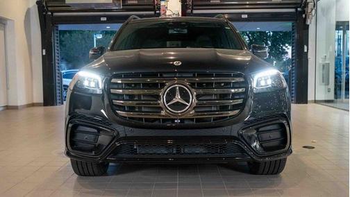 2025 Mercedes-Benz GLS 450