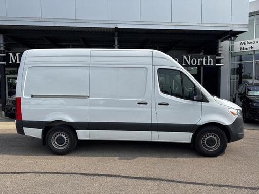 2025 Mercedes-Benz Sprinter 2500 Standard Roof