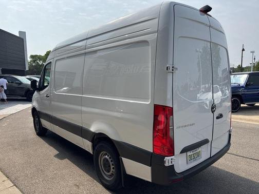 2025 Mercedes-Benz Sprinter 2500 Standard Roof