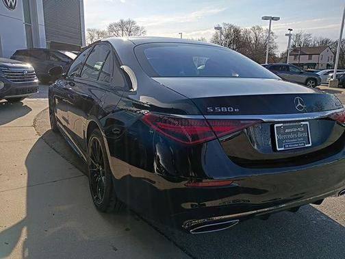 2024 Mercedes-Benz S-Class Base