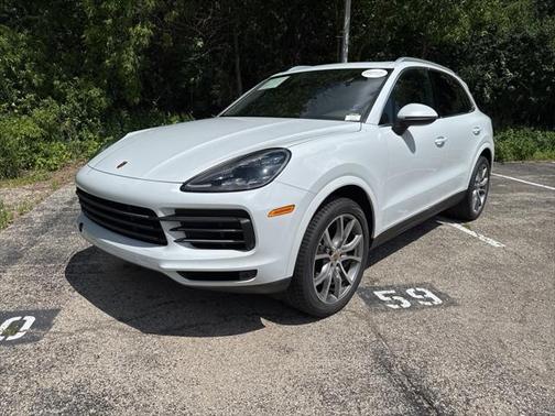 2022 Porsche Cayenne Base