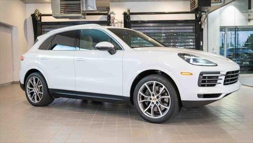 2022 Porsche Cayenne Base
