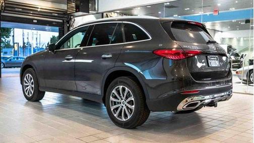 2025 Mercedes-Benz GLC 300 4MATIC
