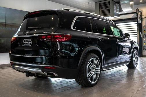 2025 Mercedes-Benz GLS 450 4MATIC