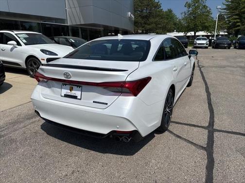 2020 Toyota Avalon Touring