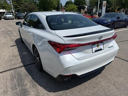 2020 Toyota Avalon Touring