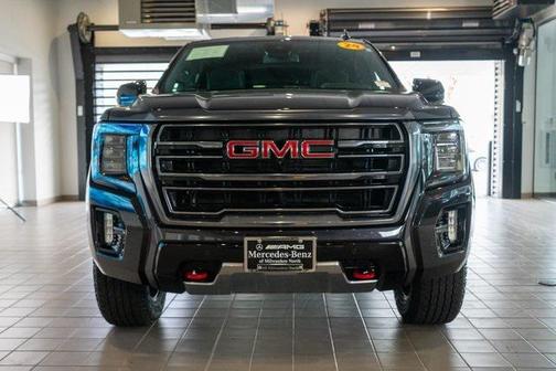 2024 GMC Yukon 4WD AT4